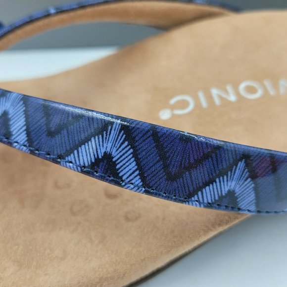 Vionic Rest Bella II Toe Post Thong Sandal Shoe Navy Chevron Women's Size 9 NEW - Picture 9 of 10